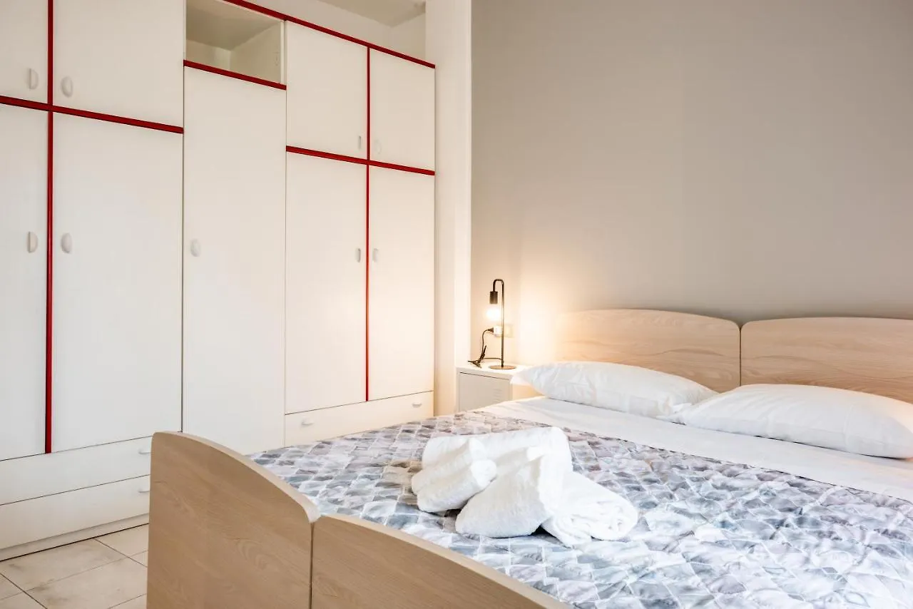 Luni Mare Modern Balcony Flat Apartment Marinella di Sarzana